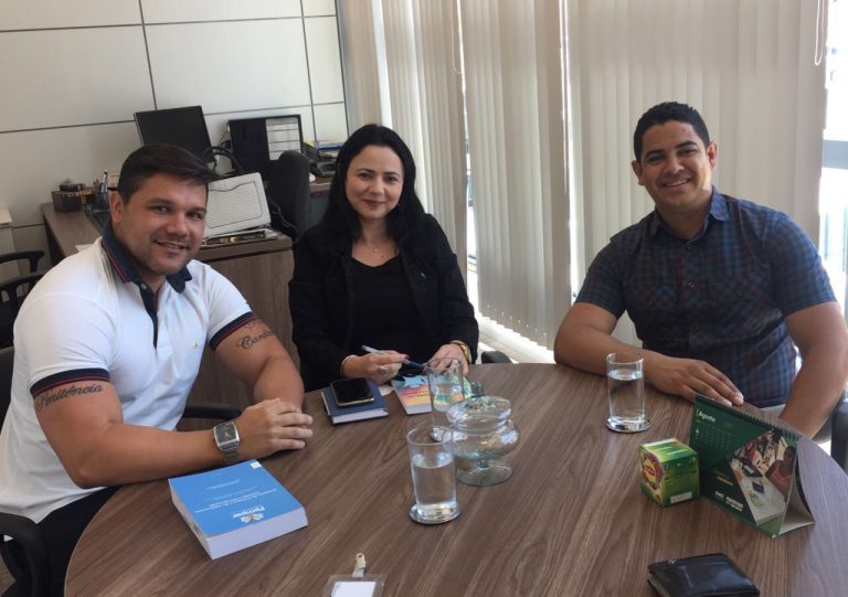 50FDAA3D-87F8-4AF6-9B20-54FAF44CD58E