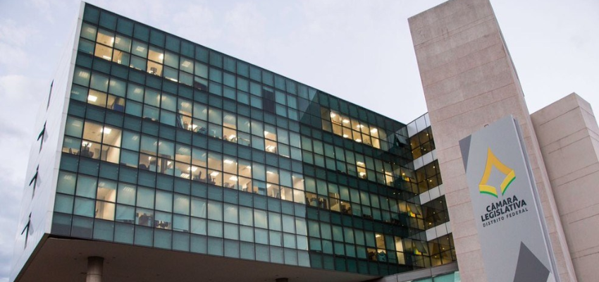 SINDSSE-DF realiza reunião no gabinete do Dep. Wellington Luiz em defesa de melhorias para a categoria