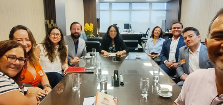 NOTA INFORMATIVA AOS SERVIDORES DA CARREIRA SOCIOEDUCATIVA DO DF GDSE – Aposentados e Pensionistasblobhttpsweb.whatsapp.com2846a891-6ebb-45a1-9827-ae0416644554blobhttpsweb.whatsapp.com2846a891-6